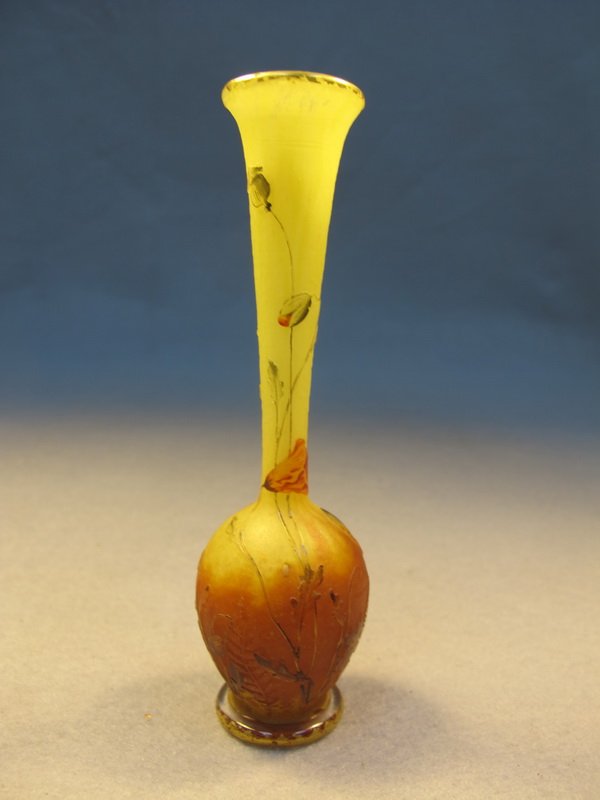 Daum Nancy cameo glass vase: Daum Nancy cameo glass vase, signed. 4 7/8" H. Shipping in USA is $ 30.00. International bidders ask for shipping before bid.