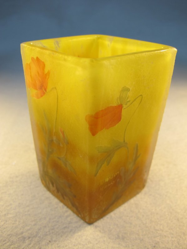 Daum Nancy cameo glass vase: Daum Nancy cameo glass vase, signed. 4 1/4" H. Shipping in USA is $ 30.00. International bidders ask for shipping before bid.