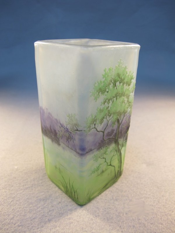 Daum Nancy cameo glass vase: Daum Nancy cameo glass vase, signed. 4 3/4" H. Shipping in USA is $ 30.00. International bidders ask for shipping before bid.