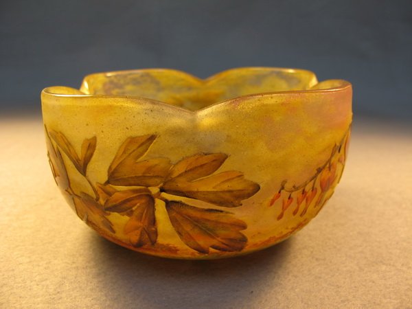 Daum Nancy cameo glass vase: Daum Nancy cameo glass vase, signed. 2 3/4" H x 5" W. Shipping in USA is $ 30.00. International bidders ask for shipping before bid.