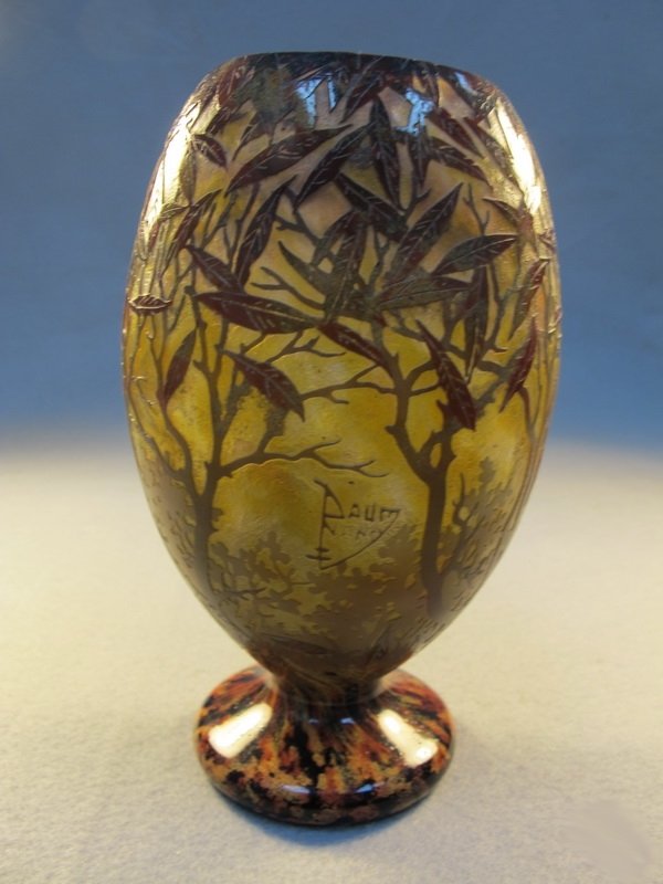 Daum Nancy cameo glass vase: Daum Nancy cameo glass vase, signed. 7 1/4" H. Shipping in USA is $ 30.00. International bidders ask for shipping before bid.