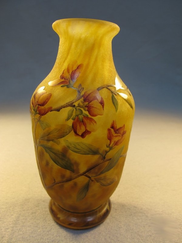 Daum Nancy cameo glass vase: Daum Nancy cameo glass vase, signed. 7" H. Shipping in USA is $ 30.00. International bidders ask for shipping before bid.