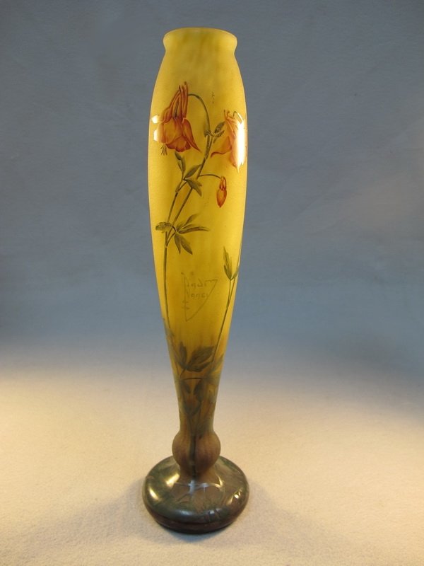 Daum Nancy cameo glass vase: Daum Nancy cameo glass vase, signed. 15 1/4" H. Shipping in USA is $ 65.00. International bidders ask for shipping before bid.