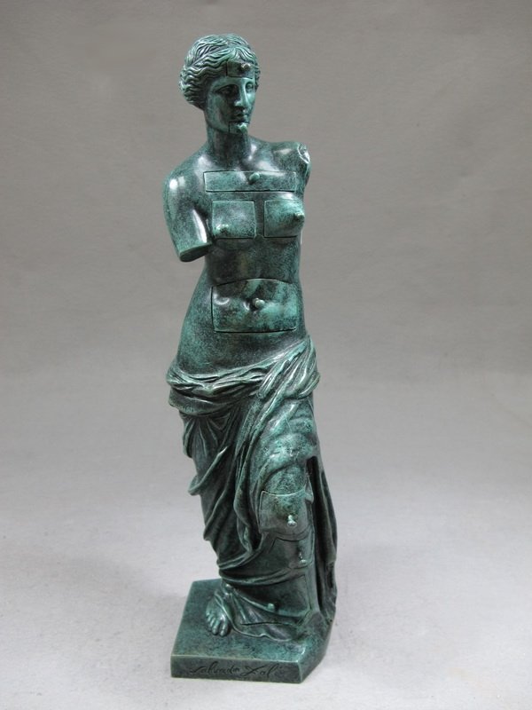 Salvador DALI (1904-1989) bronze sculpture: Salvador DALI (1904-1989) bronze sculpture, signed and titled: " La Venus Aux Tiroirs ", number 175 of 499. 14 1/2" H. Shipping in USA is $ 40.00.International bidder ask for shipping before bid.