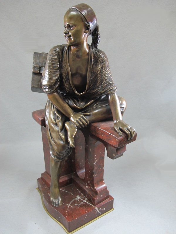 French 19th C. bronze statue: French 19th C. bronze statue, signed: Es Lepin or Sepin. 26" H. Shipping in USA is $ 125.00. International bidders ask before bid.