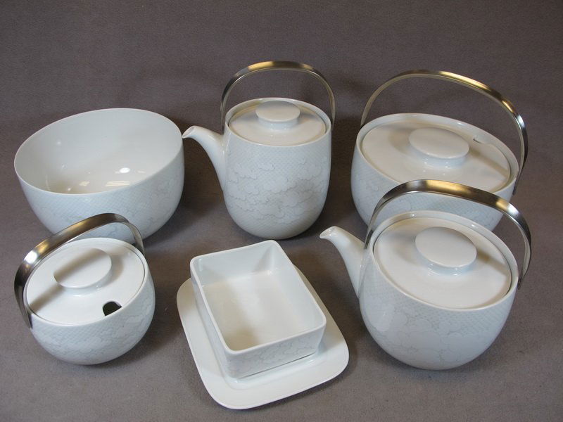 Rosenthal set of 6 porcelain pcs: Rosenthal set of 6 porcelain pcs, marked. Pot: 6" H & 4 1/2” H, Bowl: 4 1/2” H x 7 5/8” W, Lided bowl: 5” H x 8” W. Shipping in USA is $ 85.00. USA or International bidders ask for shipping