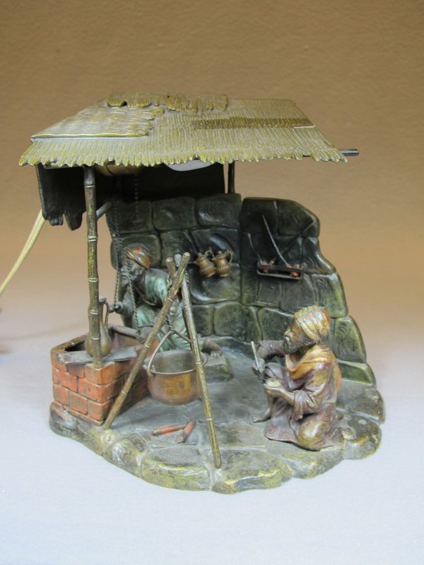Antique Orientalist Vienna Bronze lamp: Antique Orientalist Vienna Bronze lamp. 8" H x 8 1/2” W x 5 1/2” D. Shipping in USA is $ 50.00 plus insurance. International bidders ask before bid.