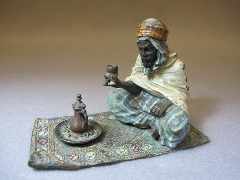 Franz Bergman Orientalist Vienna Bronze: Franz Bergman Orientalist Vienna Bronze, signed. 3 3/8" H x 4 3/4” W x 2 1/2” D. Shipping in USA is $ 30.00 plus insurance. International bidders ask before bid.