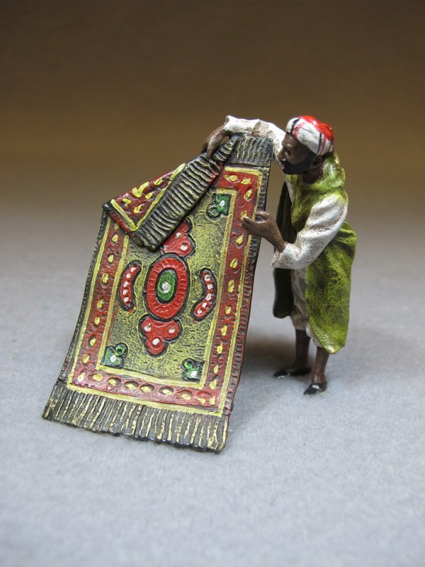 Franz Bergman Orientalist Vienna Bronze: Franz Bergman Orientalist Vienna Bronze, signed. 2 5/8" H x 2 1/8” W. Shipping in USA is $ 25.00 plus insurance. International bidders ask before bid.