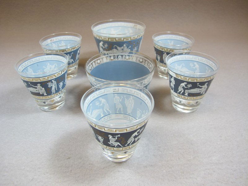 Set of 7 old painted glass cups: Set of 7 old painted glass cups. 1 glass: 3 3/8” H x 3 5/8” W, 1 glass: 2 3/8” x 3 3/4” W and 5 glasses: 2 3/4” x 2 3/4” W. Shipping in USA is $ 45.00. USA or International bidders ask for