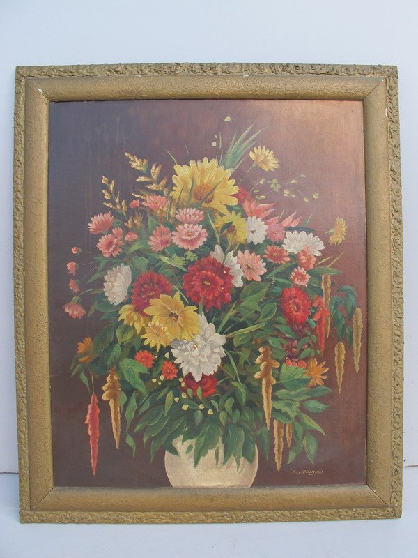 Old oil on board flowers painting: Old oil on board flowers painting, signed: P. HEINRICH. 29 1/2” H x 24 1/2” W framed. Shipping in USA is $ 45.00. International bidders ask for shipping before bid.