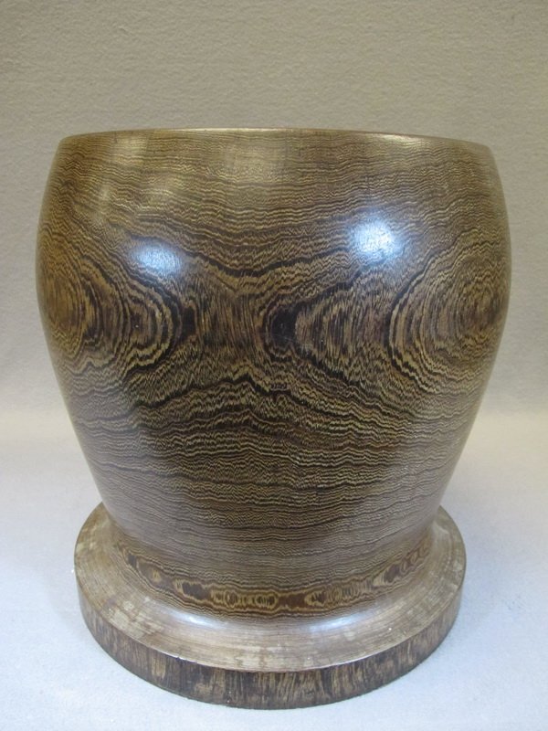 Antique palm wood vase: Antique palm wood vase, bought in Randall Tysinger, Thomasville, NC. 16 1/8" H x 15” W. Shipping in USA is $ 75.00. USA or International bidders ask for shipping before bid.