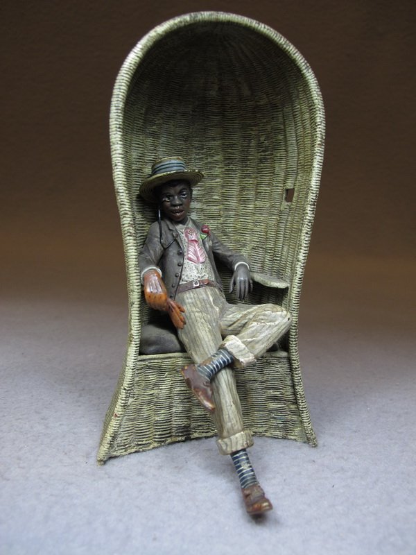 Franz BERGMAN (1898-1963) Vienna bronze black man seate: Franz BERGMAN (1898-1963) Vienna bronze black man seated sculpture, marked, original painting. 6” H x 31/4” W x 4” D. Shipping in USA is $ 20.00 plus insurance. International bidders ask for shi