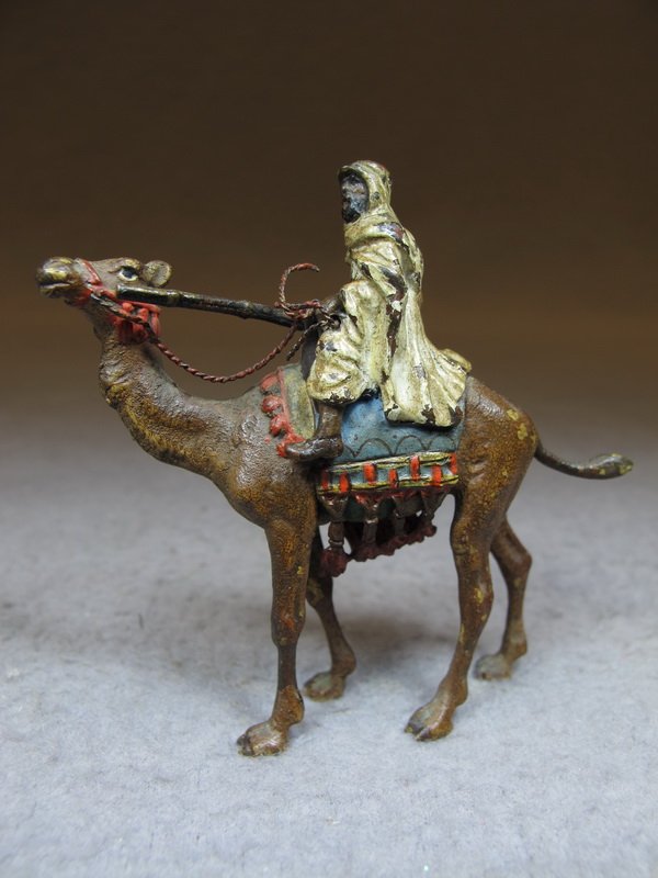 Franz BERGMAN (1898-1963) Vienna bronze Orientalist scu: Franz BERGMAN (1898-1963) Vienna bronze Orientalist boy sculpture, marked, original painting. 2 5/8” H x 2 3/4” W. Shipping in USA is $ 10.00 plus insurance. International bidders ask for shipping