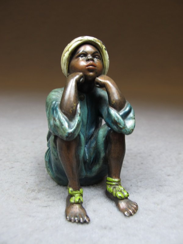 Franz BERGMAN (1898-1963) Vienna bronze boy sculpture: Franz BERGMAN (1898-1963) Vienna bronze boy sculpture, signed, original painting. 2 3/4” H. Shipping in USA is $ 10.00 plus insurance. International bidders ask for shipping before bid.