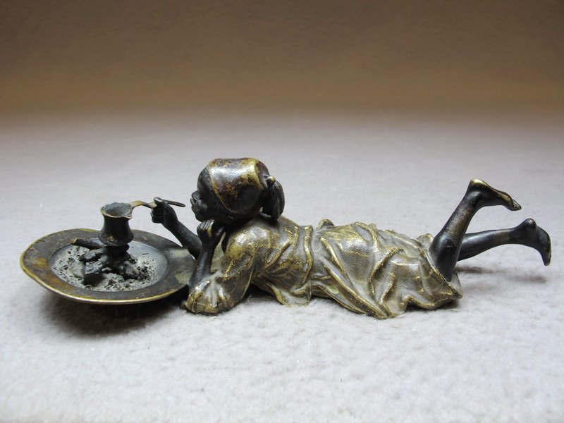 Franz BERGMAN (1898-1963) Vienna bronze boy sculpture: Franz BERGMAN (1898-1963) Vienna bronze boy sculpture, signed, original painting. 1 7/8” H x 7 1/4” W. Shipping in USA is $ 12.00 plus insurance. International bidders ask for shipping before bid.