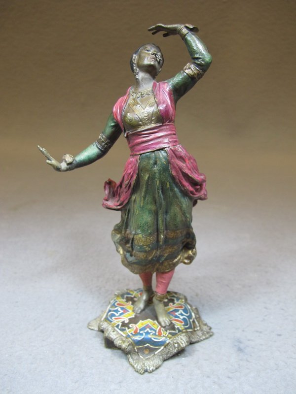 Franz BERGMAN (1898-1963) Vienna bronze dancer sculptur: Franz BERGMAN (1898-1963) Vienna bronze dancer sculpture, signed, original painting. 7 1/4” H. Shipping in USA is $ 10.00 plus insurance. International bidders ask for shipping before bid.