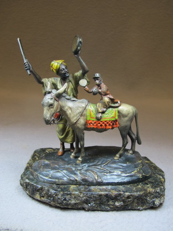Franz BERGMAN (1898-1963) Vienna bronze man, monkee & d: Franz BERGMAN (1898-1963) Vienna bronze and marble man, monkee & dunkey sculpture, original painting. 6” H x 5 1/2” W just the bronze. Shipping in USA is $ 15.00 plus insurance. International bidd