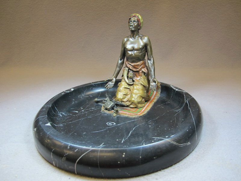 Vienna bronze Orientalist man praying sculpture: Vienna bronze Orientalist man praying sculpture with a marble base, original painting. 9” H x 13 1/2” W including marble. Shipping in USA is $ 30.00 plus insurance. International bidders ask for s
