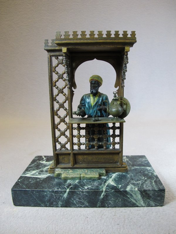 Franz BERGMAN (1898-1963) Orientalist Vienna bronze sel: Franz BERGMAN (1898-1963) Orientalist Vienna bronze seller with a marble base, signed, original painting. 8 1/2” H x 5 1/4” W without base. Shipping in USA is $ 45.00 plus insurance. International