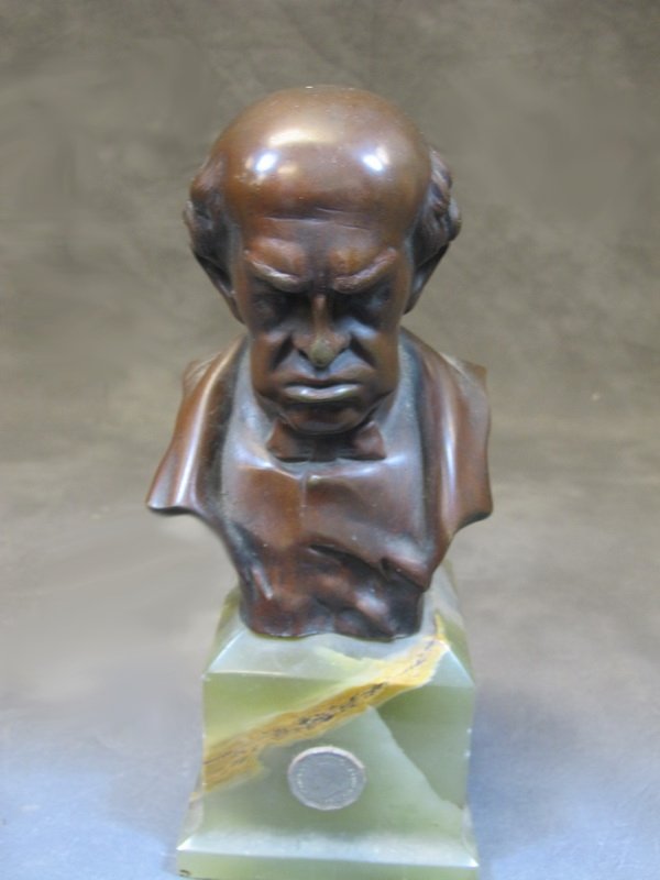 Bronze bust of Domingos F. Sarmiento: Bronze bust of Domingos F. Sarmiento, Argentinian Educator from 19th C, with an onyx base. 10 1/2” H x 6 5/8” W. Shipping in USA is $ 35.00. USA or International bidders ask for shipping before bi