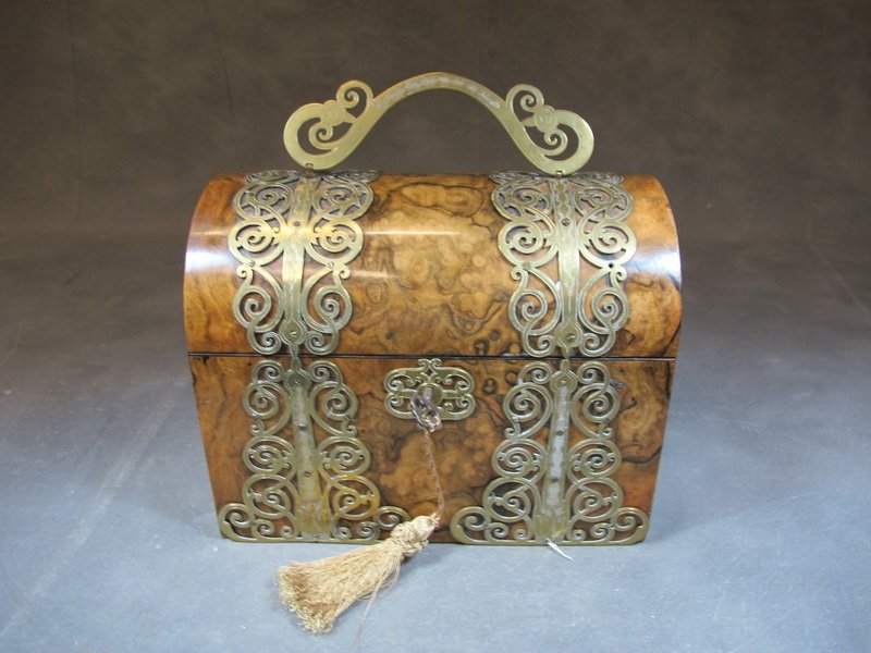 Watson & Williams, London antique box: Watson & Williams, London antique walnut root and bronze box, signed. 3 7/8” H x 3 5/8” W. Shipping in USA is $ 30.00. International bidders ask for shipping before bid.