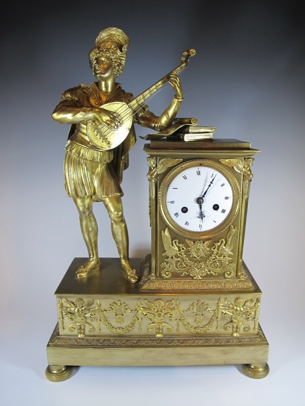 French Empire ormolu Kinable, Paris mantel clock: French Empire ormolu Kinable, Paris ( Au Palais Royal ) bronze mantel clock. 18 3/4” H x 12 3/4” W. Shipping in USA is $ 50.00.International bidder ask for shipping before bid.