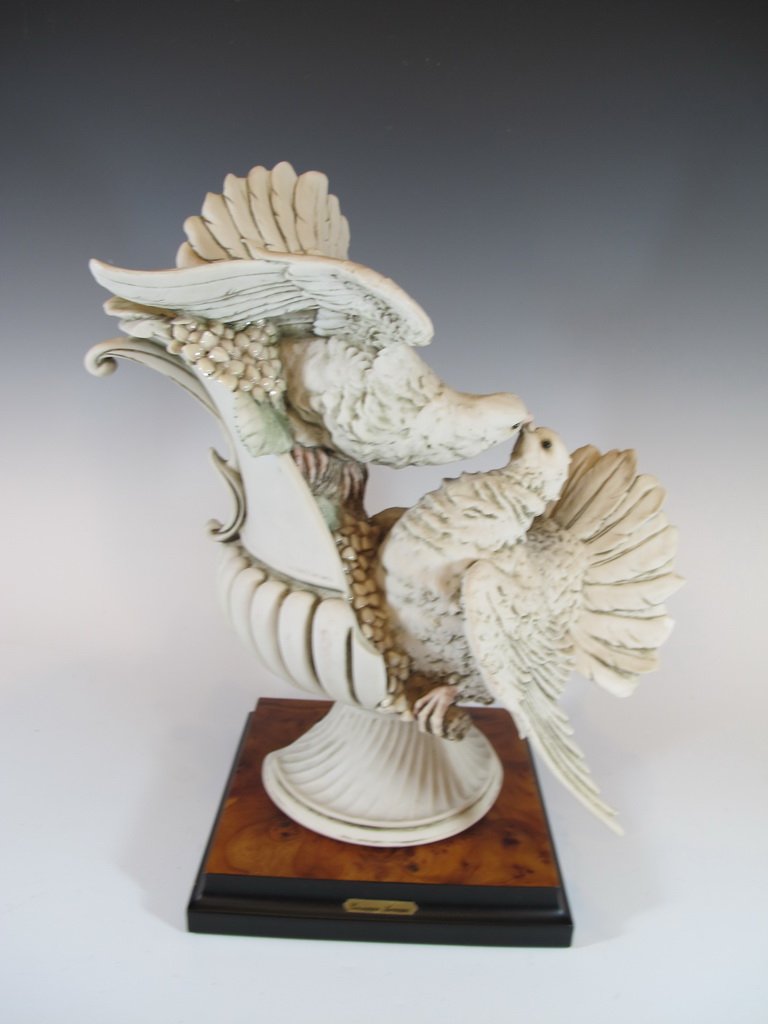 Giuseppe ARMANI (1935-2006) capodimonti statue: Giuseppe ARMANI (1935-2006) capodimonti porcelain statue, signed, Limited edition number 17/3000. 13 1/4" H x 11” W. Shipping in USA is $ 50.00. International bidders ask before bid.