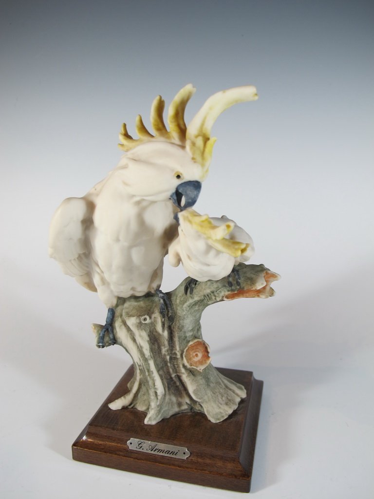 G. Armani Capodimonte Style Resin Cockatoos Statue: G. Armani Capodimonte Style Resin Cockatoos Statue. 7 1/4" H total. Shipping in USA is $ 15.00. International bidders ask for shipping before bid.