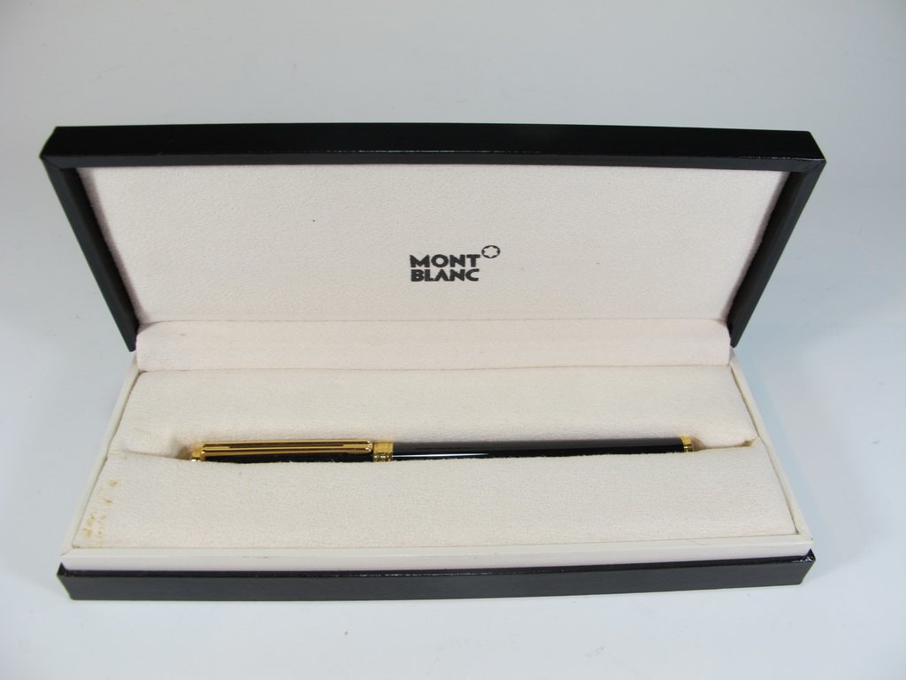 Montblanc Ball Point in a case, Germany (1 of 6)