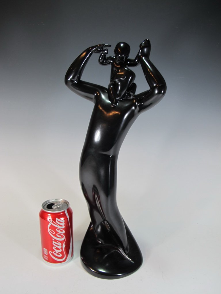 Lladro “Guide” porcelain figurine, José Luis Santes (1 of 5)