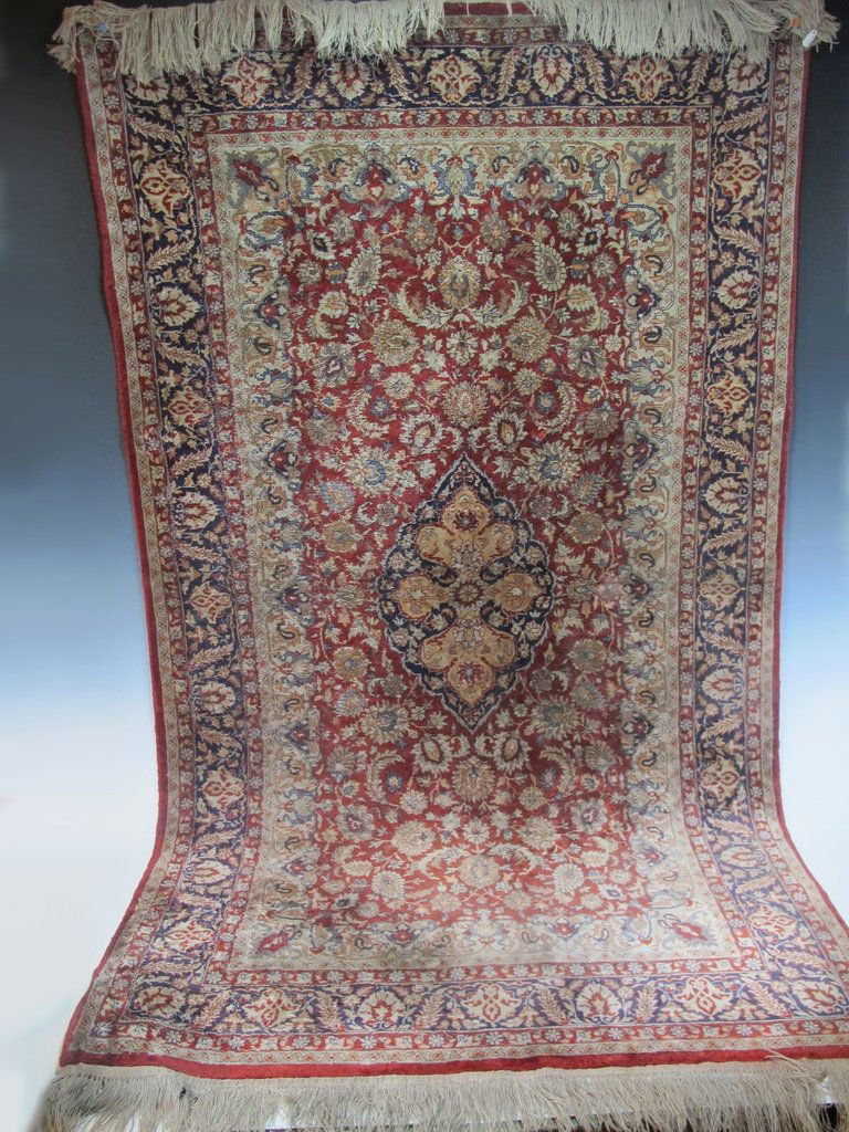Small Orientalist silk rug (1 of 8)
