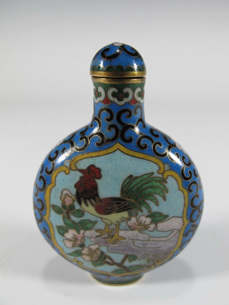 Antique Chinese porcelain perfurm bottle (1 of 5)