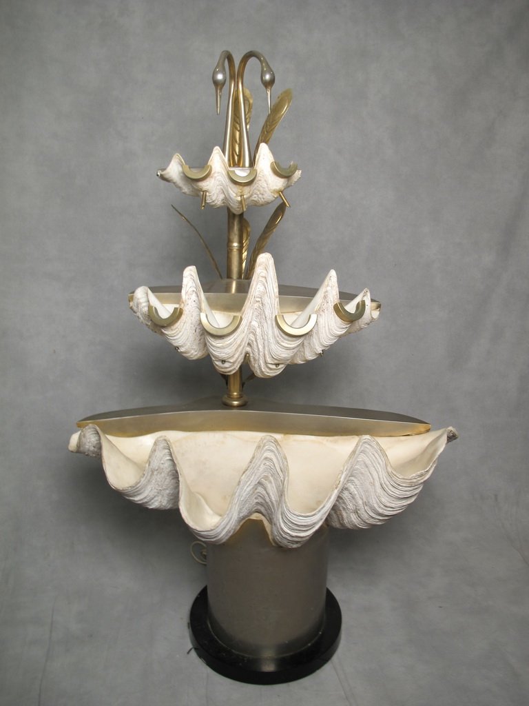 Vintage Fountain giant clam shell with light (1 of 8)