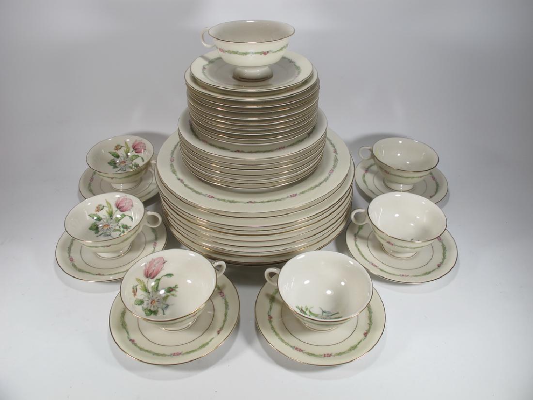 Theodore Haviland Vero Park Garden Flowers set (1 of 7)