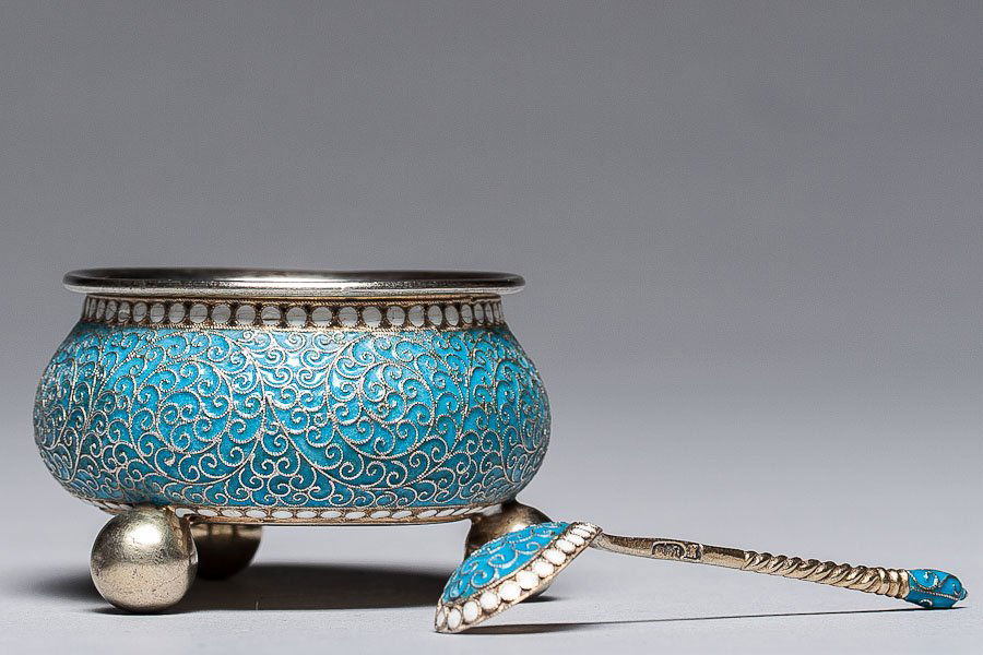 SILVER & ENAMEL (GUSTAV KLINGERT, RUSSIA): 1892 Moscow, Russia silver-gilt and cloisonné enamel salt bowl, marked Russia silver standard 84 (875/1000). Maker mark: G.K. Gustav Klingert. Size: H- 1 3/8” (3.5 cm), D- 2 ¼” (5.5 cm) Spoon L-