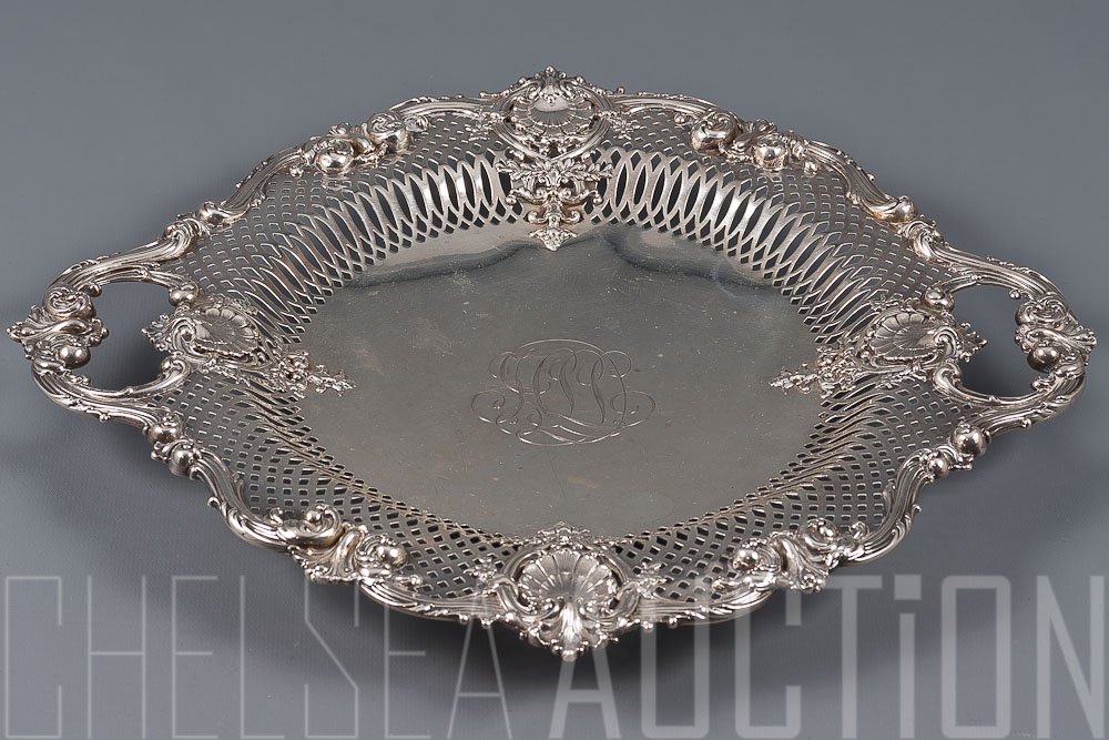 Silver Dish: Black, Starr & Frost New York 597g: Footed silver fruit dish by Black, Starr and Frost with reticulated edge and rim, monogramed. Marked on the bottom of the dish: Black, Starr & Frost, New York, Sterling, 5204 (Pattern), 11" SIZE: L 13