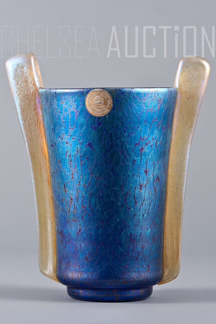 Art Deco Loetz Vase with Cobalt Oil Spot: Art Deco early 20th Century. Loetz vase with cobalt oil spot. Light brown oilspot handles, iridescent finish, marked with oval "Czecho/Bovaria" stamped on the top. Excellent condition, no damages or r