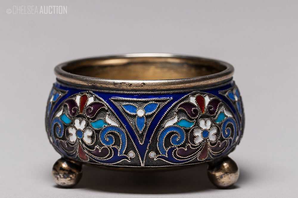 Russian Silver & Enamel Salt Cellar by Klinger: 19th Century Russian silver multi-color enamel salt cellar. Hallmark Moscow, 84 standard (875/1000 silver), Maker mark Cyrillic “GK” (Gustav Klingert) SIZE: H 1 in and D 1 3/4 in (2.5cm x 4.5cm) W