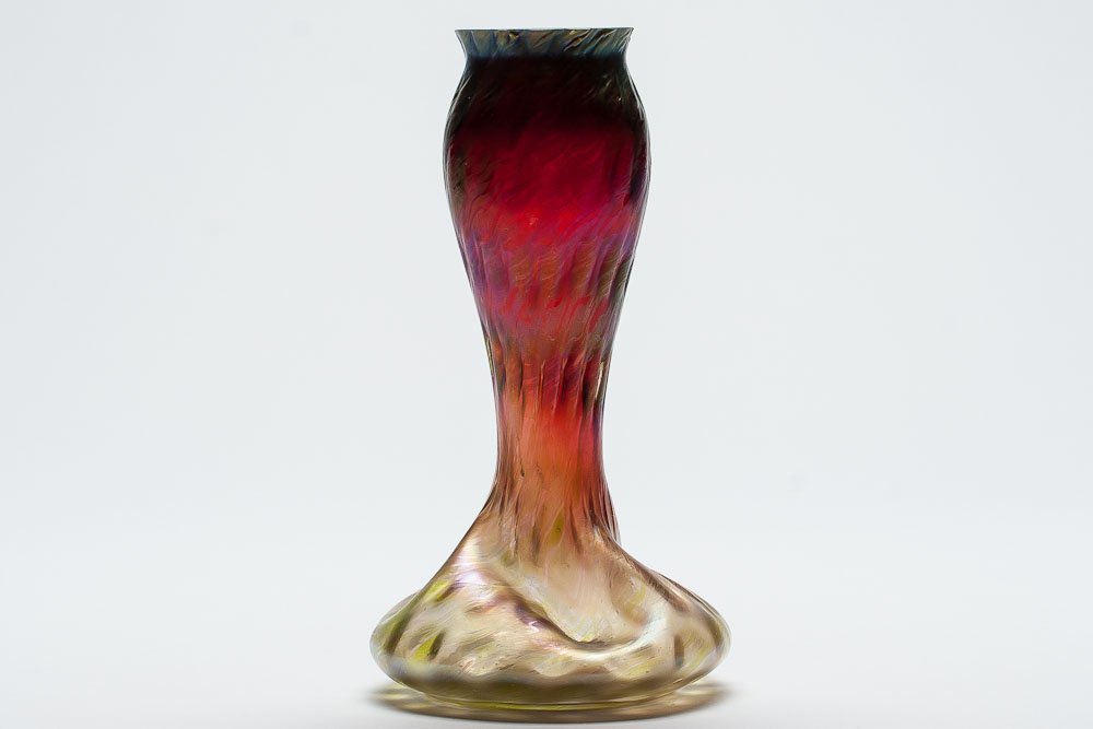 1920’s Austrian Loetz Multicolored Vase: 1920’s Austrian Loetz multicolored vase. SIZE: Height: 8 1/2 inches (22cm)