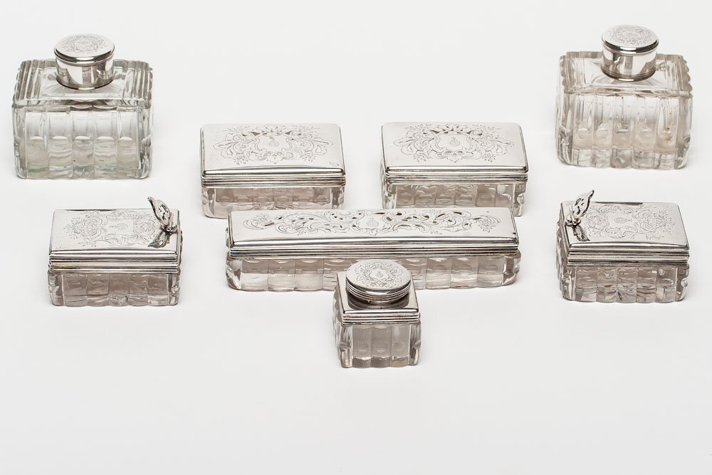 A Russian Silver & Glass 8 Pic. Desk Set, 1818-64: A Russian silver-gilt & glass 8 pieces desk set, 1818-64. Hallmarked Saint Petersburg, 84 standard (875/1000 silver). SIZE: H 3 1/4 in (8,3 cm).