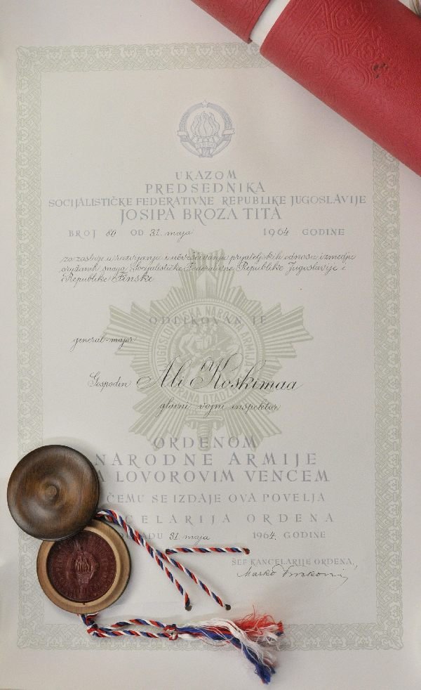 Yugoslavia - Order of the Yugoslavian Peoples Army: Yugoslavia - Order of the Yugoslavian Peoples Army 1. class document to the inspector of the finnish armed forces Generalmajor Ali Koskimaa. Form rolled issued 31.5.1964 with attached wax-seal in wood