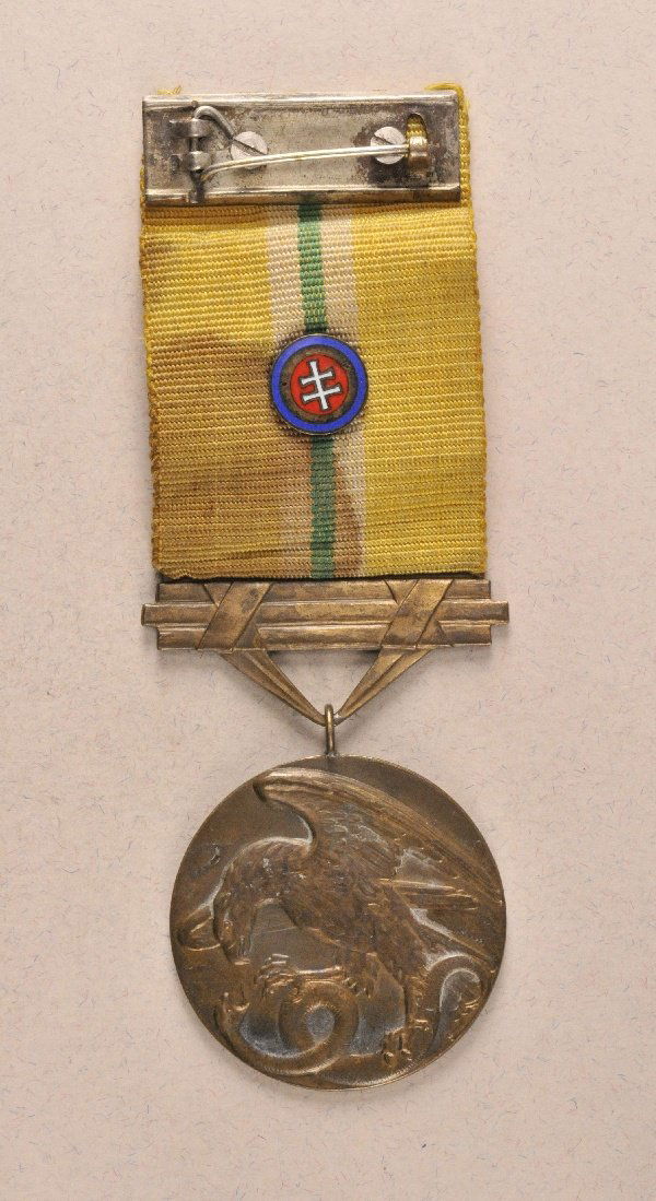 Slovakia - Medal for Heroism, 3. class. (1 of 2)