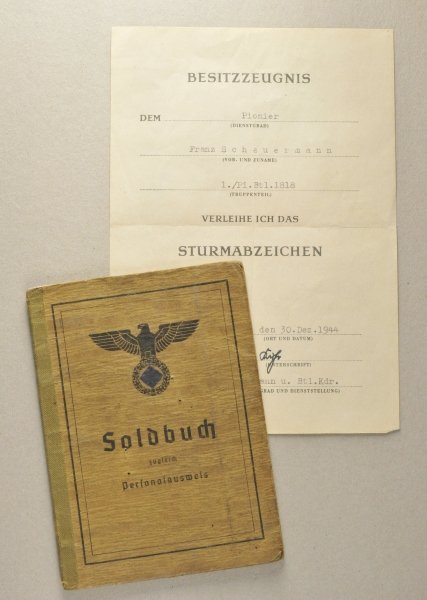 Germany (1933-1945) Estade of Gefreiter Franz Scheuerma: Germany (1933-1945) Estade of Gefreiter Franz Scheuermann of 1./ Pionier-Bataillon 1818. - Soldbook photo removed denazified well kept - General Assault Badge document (30.12.44) - EKII award substant