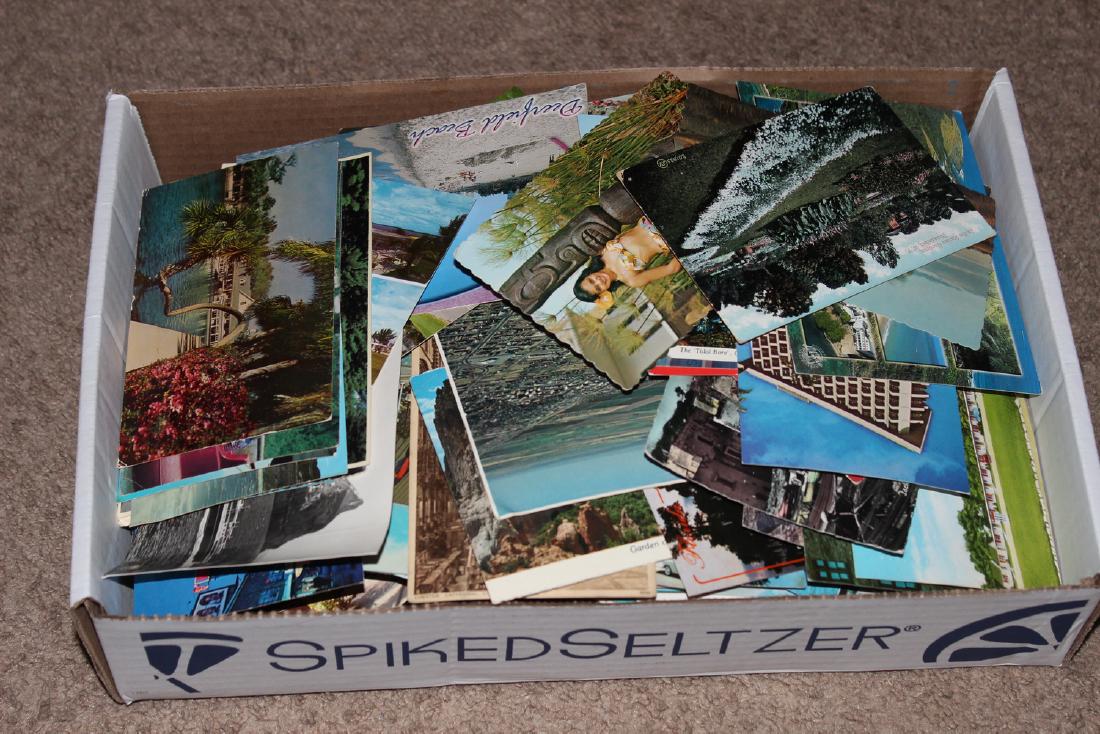 MASSIVE LOT OF POSTCARDS - APPEARS 200- 300 - MANY (1 of 6)