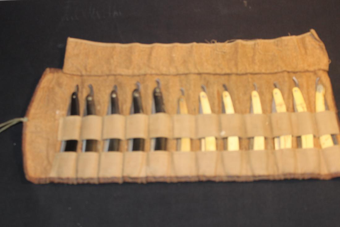 HARD TO FIND BARBERS 12 ROLL RAZOR SELECTION - F & G (1 of 7)