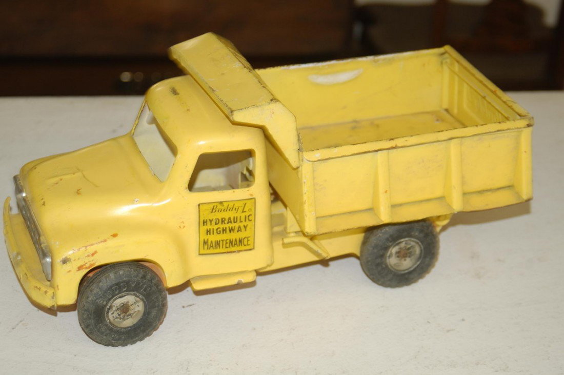 BUDDY L HYDROLIC MAINTENANCE TRUCK: BUDDY L HYDROLIC MAINTENANCE TRUCK
