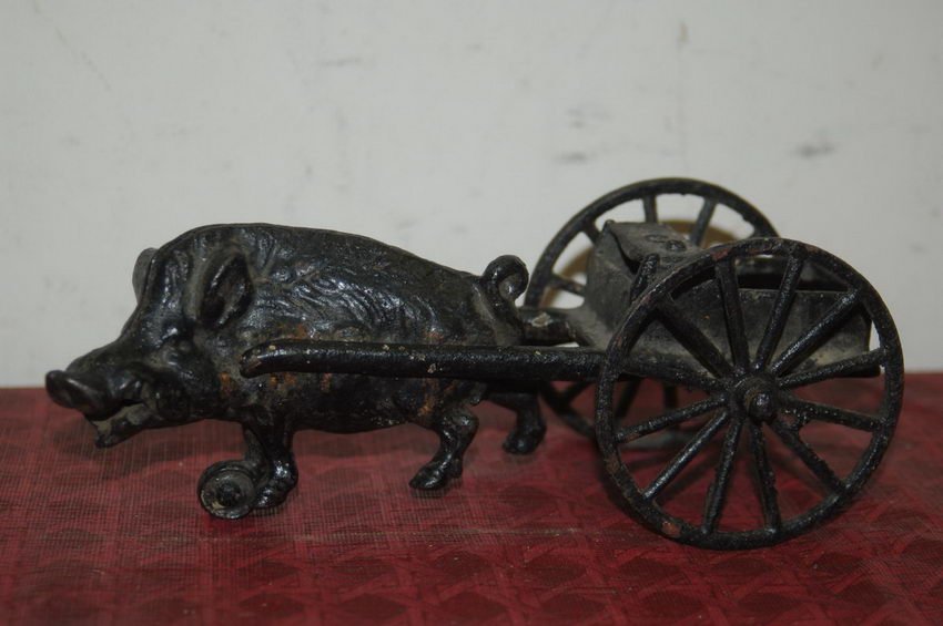 CAST HOG WITH CART: CAST HOG WITH CART