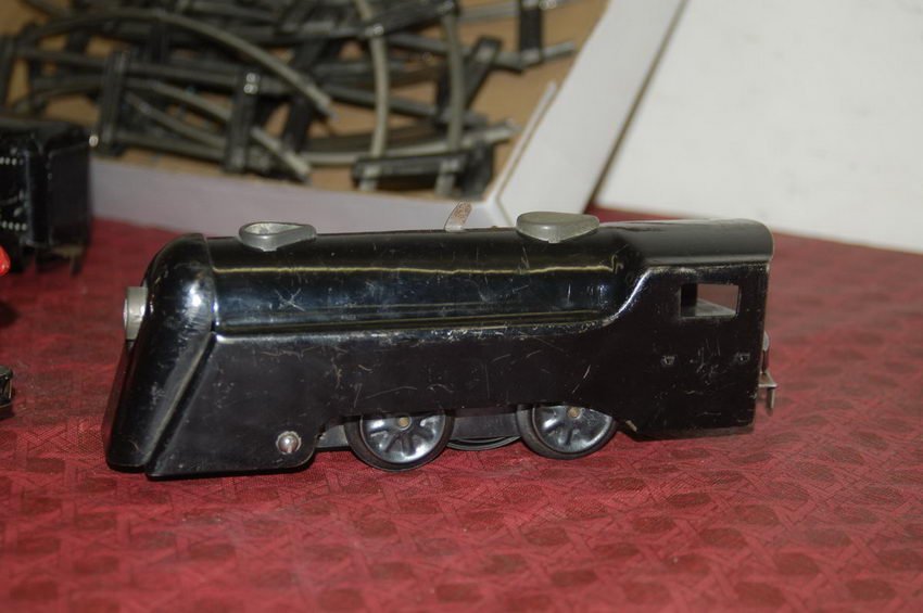 KEY WIND TRAIN SET - 4