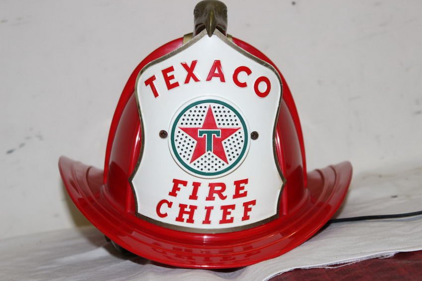 TEXACO FIRE CHIEF HAT - PARKS PLASTIC N.J.: TEXACO FIRE CHIEF HAT - PARKS PLASTIC N.J.